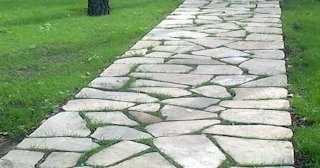 Профессиональная укладка камня на дорожки в Каменске-Шахтинском в октябре
