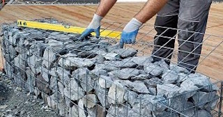 Устройство подпорной стенки из габионов в Каменске-Шахтинском в октябре